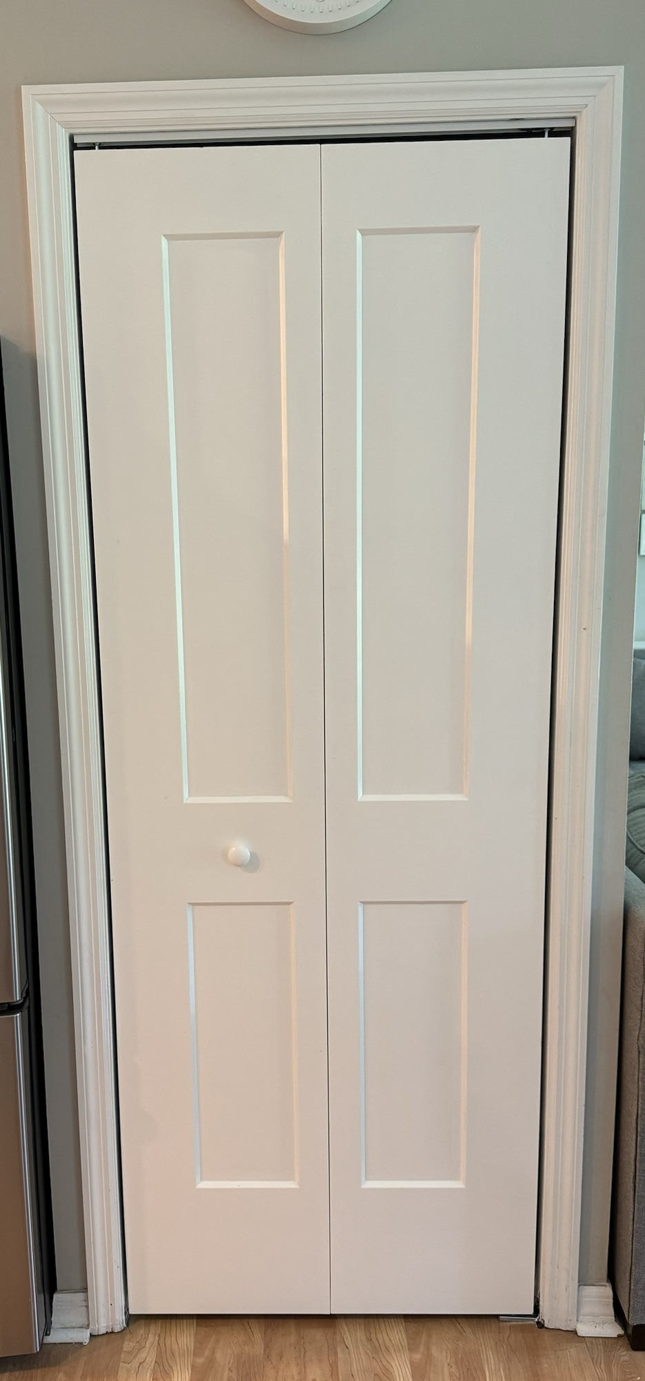 Pantry shelves and bifold&nbsp;door